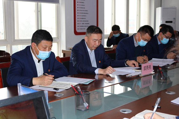 金盾護衛黨支部召開(kāi)組織生活會(huì )暨民主評議  黨員大會(huì )